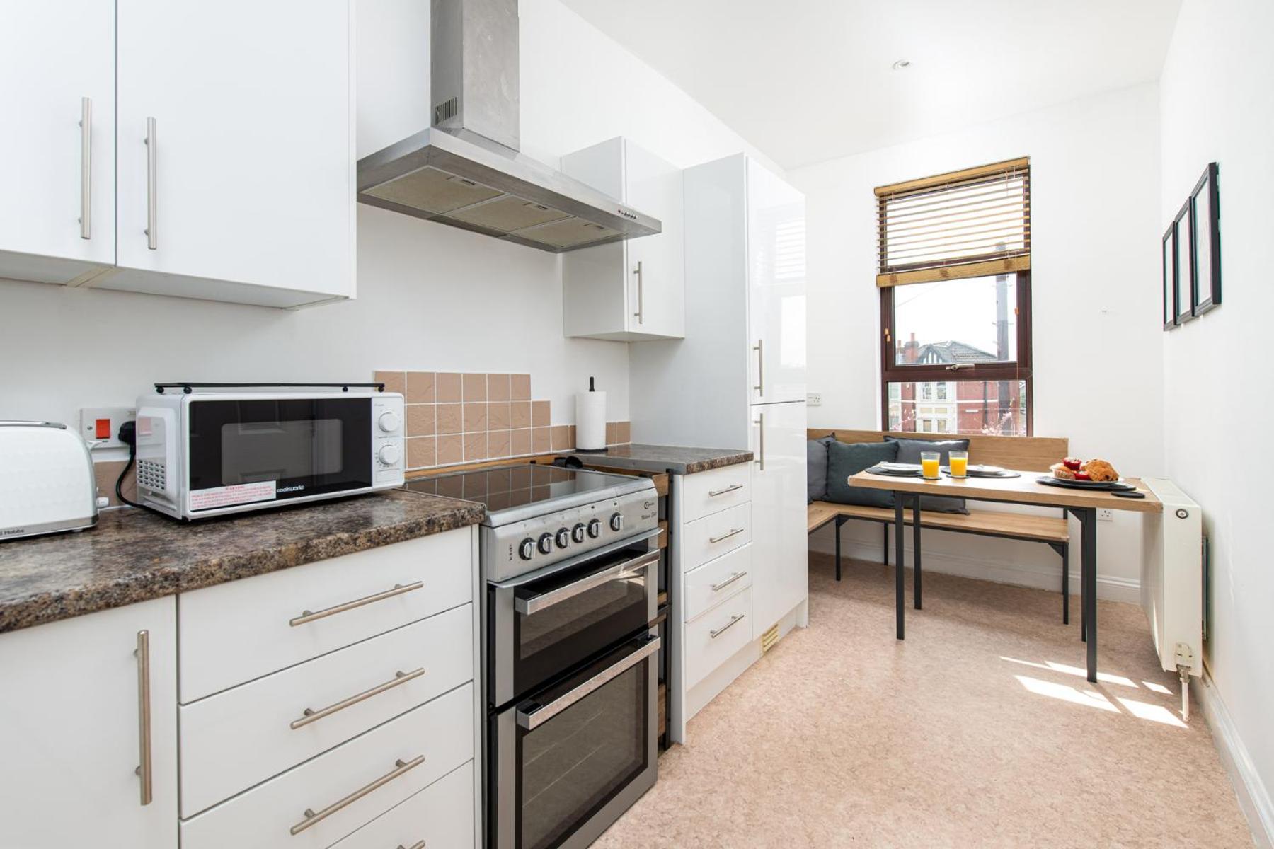 Appartamento Spacious 2 Bedroom By Matchstickstays